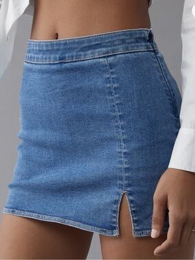 American Eagle High-Rise Denim Mini Skort Size 12 Long Medium Wash Stretch